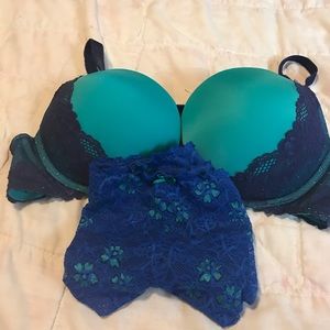 Teal blu bra cheeky lace undies combo